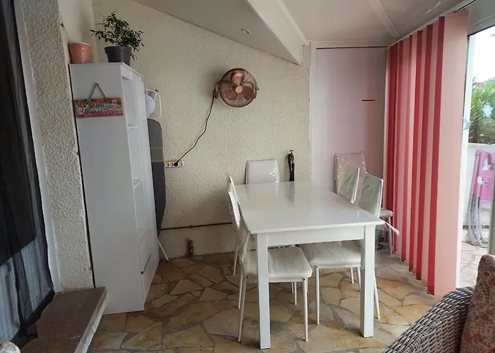 Belle Chambre Avec Sa Salle De Bain Privee