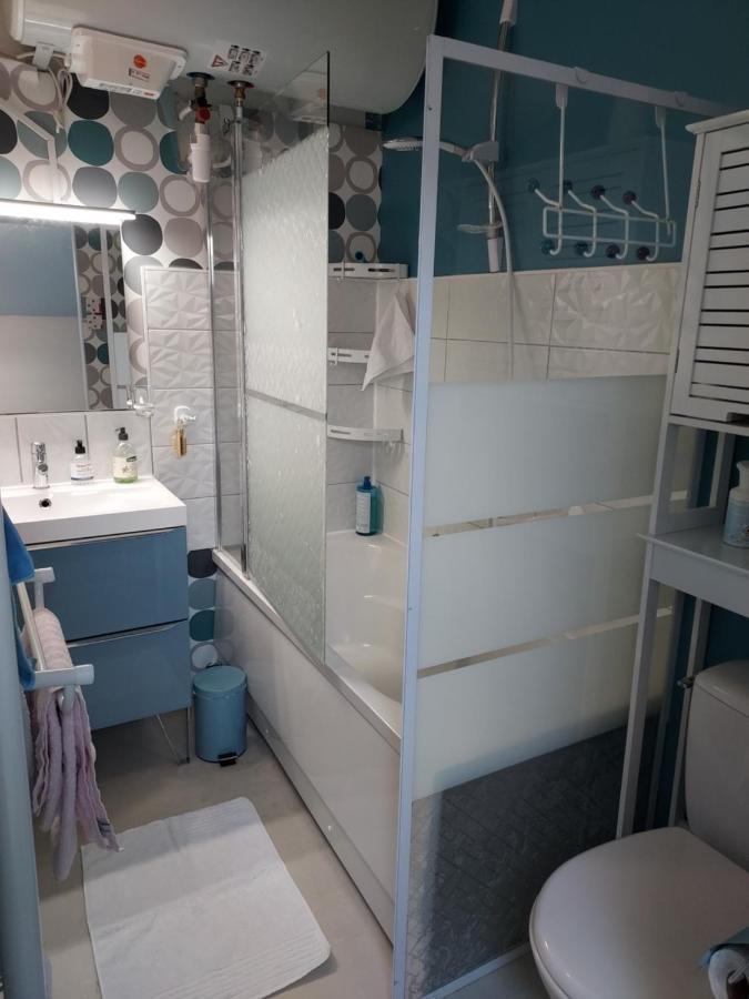 Belle Avec Sa Salle De Bain Privee Marseillan (Herault)